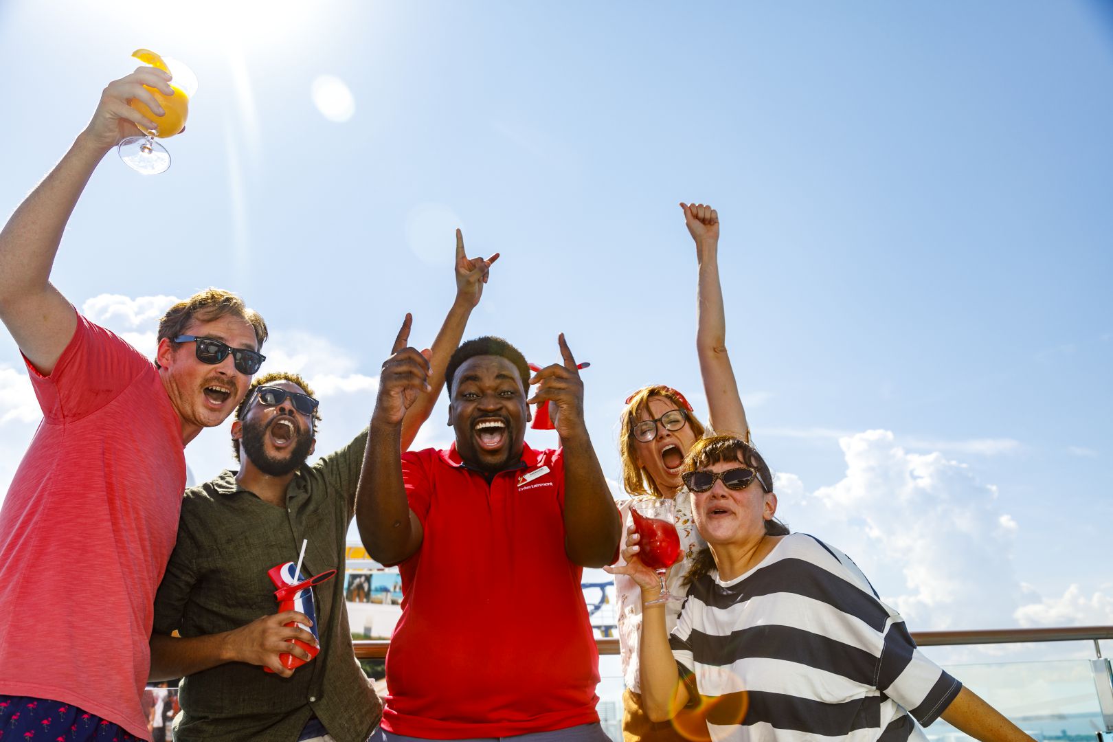Carnival Splendor - Sailaway Party